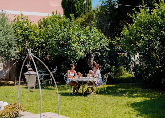 Alojamento de Acomodação e Pequeno-almoço Prochytea 4*